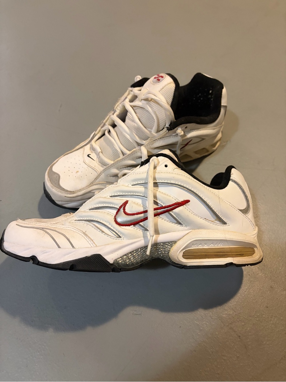 Men’s Nike White Sneakers Size 11